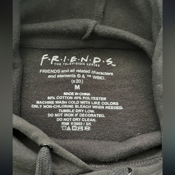 Friends tv show graphic pull over - Picture 6 of 6